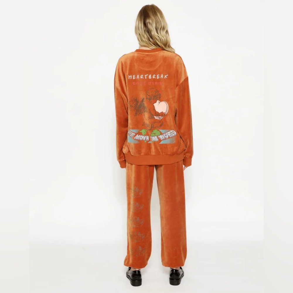Boys Lie Gone Viral Velour Sweatpant ‘Cinnamon’ - Picture 7 of 7